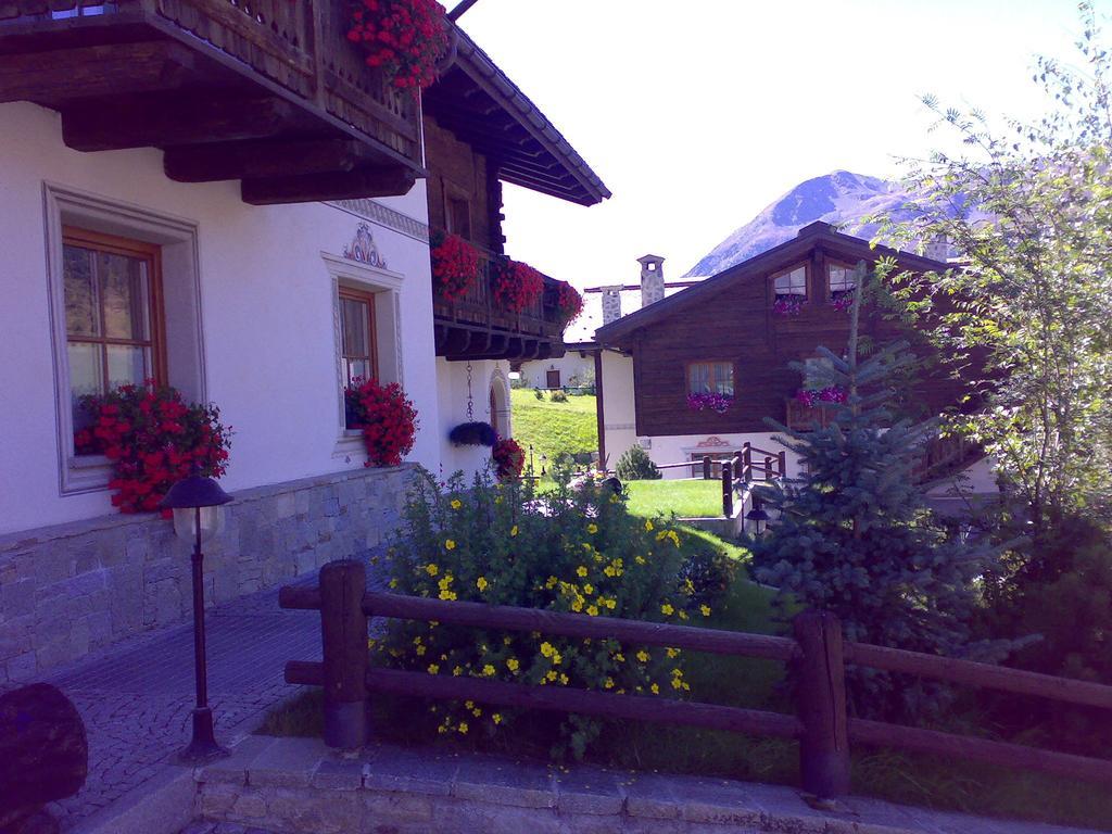 Casa Urbani Apartment Livigno Bagian luar foto